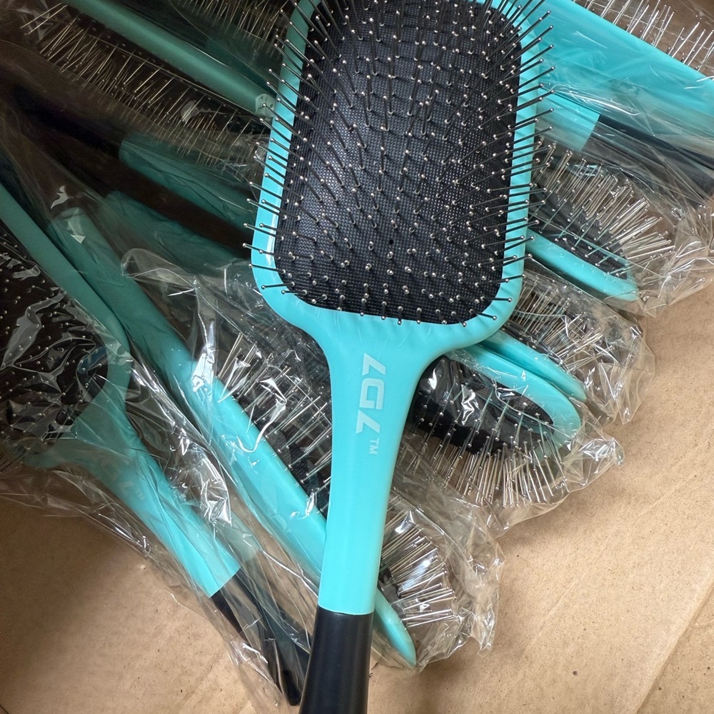 10 PCS — Tdy Teal and Black Paddle Hair Brush